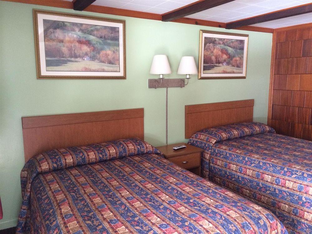 Relax Inn Блуумсбърг Екстериор снимка