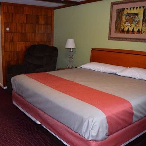 Relax Inn Блуумсбърг Екстериор снимка