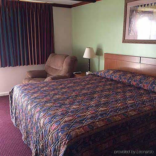 Relax Inn Блуумсбърг Екстериор снимка